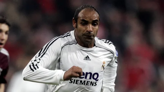 Emerson Ferreira En la segunda etapa de Fabio Capello en el Real Madrid, Emerson Ferreira jugó contra los azulgranas en el Bernabéu.