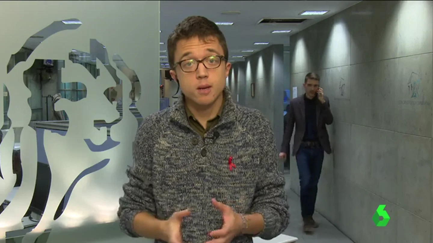 Frame 17.263418 de: Íñigo Errejón: "Homenajear la Constitución es más trabajar para ensancharla que sólo los homenajes" Frame 17.263418 de: Íñigo Errejón: "Homenajear la Constitución es más trabajar para ensancharla que sólo los homenajes"