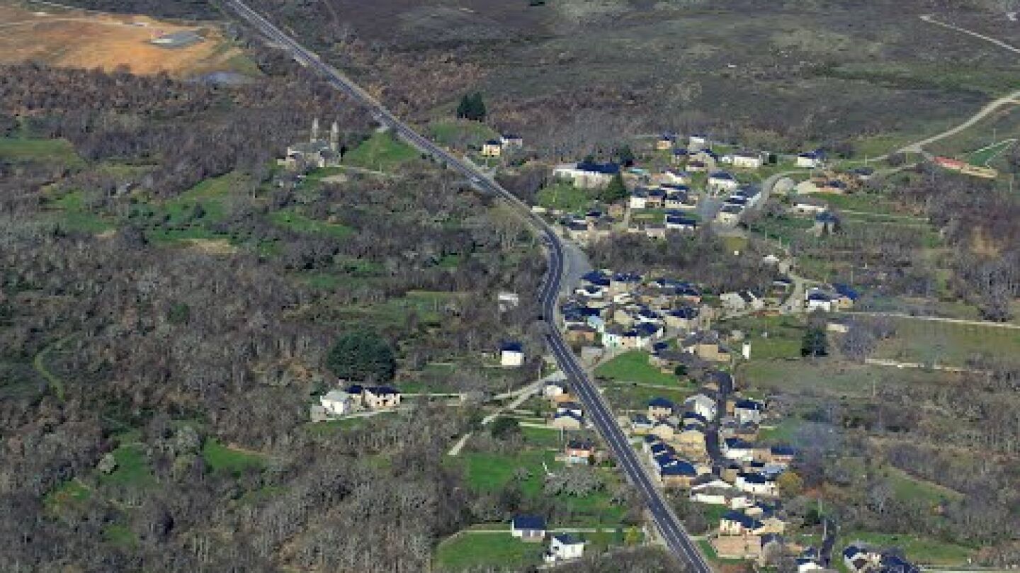 Vista a&eacute;rea de Otero de Sanabria, Zamora