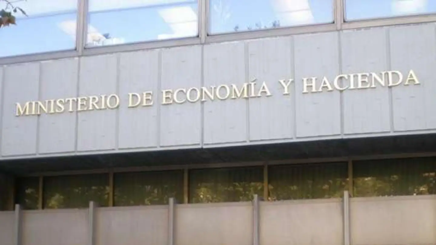 Ministerio de Economía y Hacienda Ministerio de Economía y Hacienda