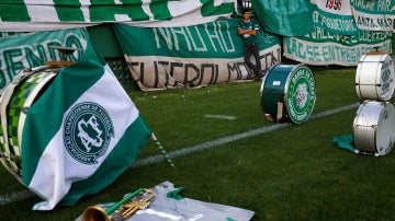 El homenaje del estadio del Chapecoense tras la tragedia aérea