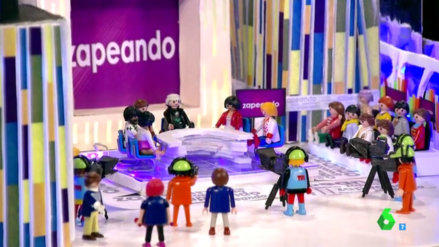 Frame 148.650714 de: El primer regalo navide&ntilde;o para Zapeando: 'La versi&oacute;n playmobil del programa'