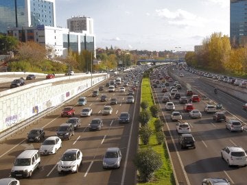 Tráfico en la M-30 de Madrid Tráfico en la M-30 de Madrid