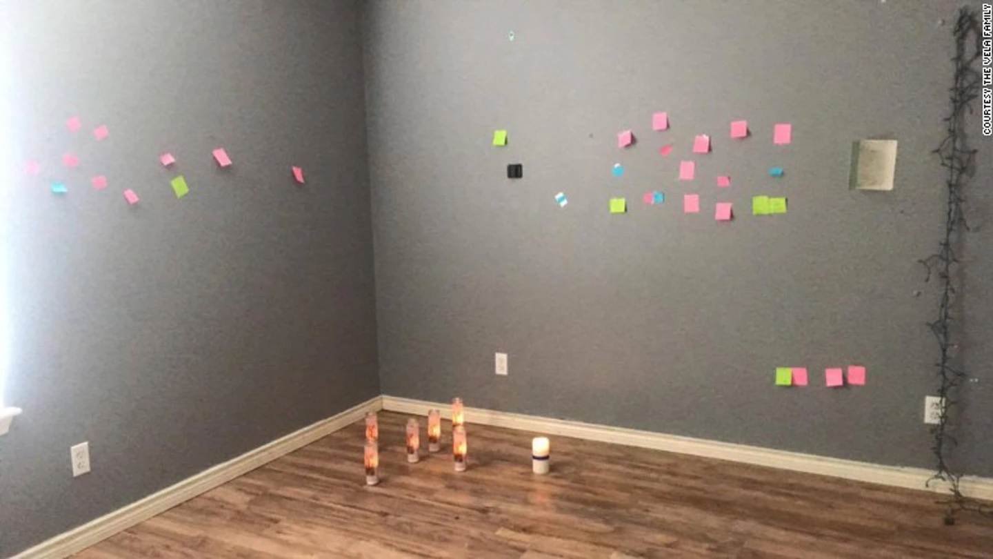 La habitación de la adolescente que se ha suicidado en EEUU, llena de mensajes en su memoria La habitación de la adolescente que se ha suicidado en EEUU, llena de mensajes en su memoria