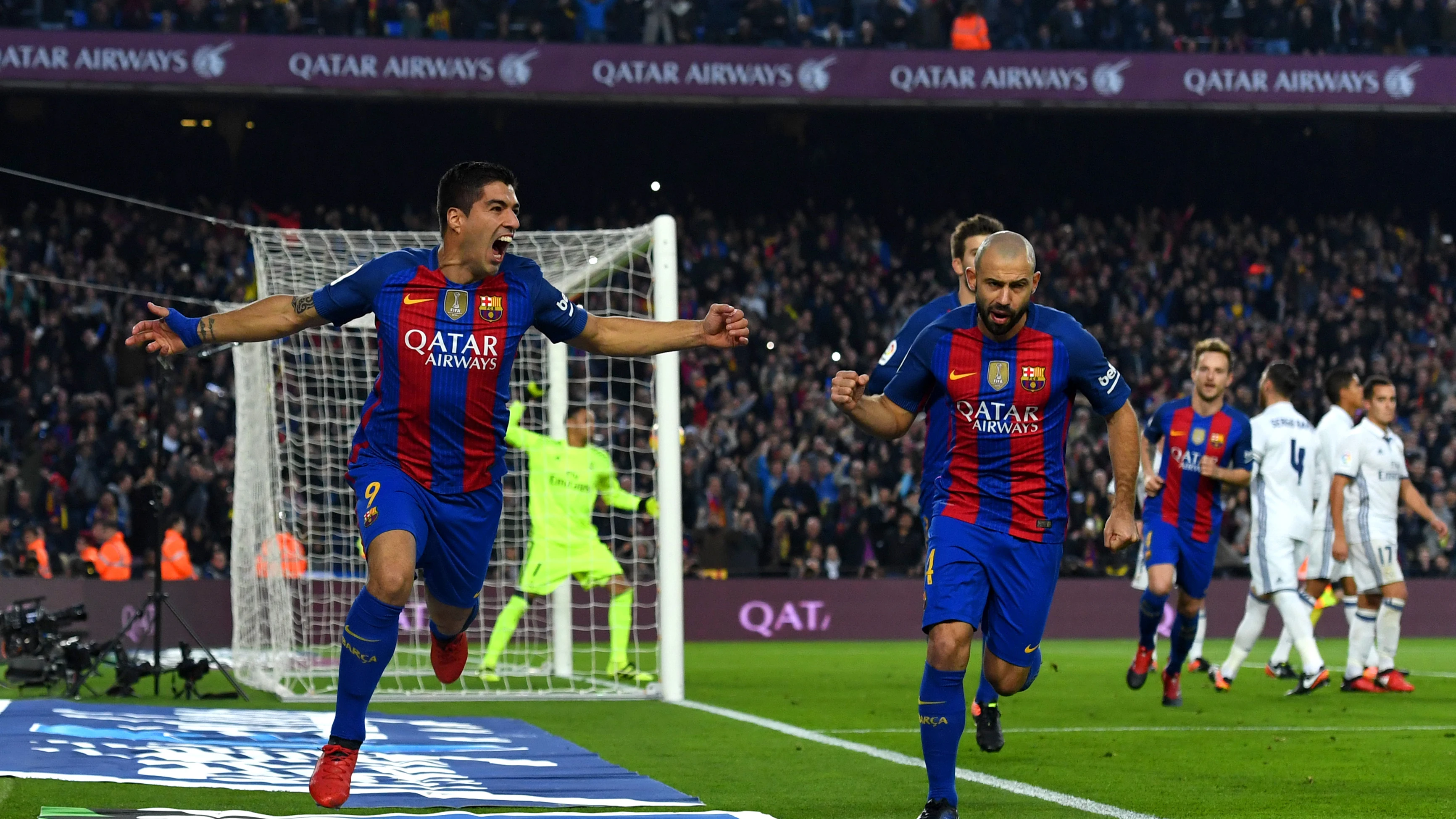 Luis Suárez celebra su gol ante el Real Madrid