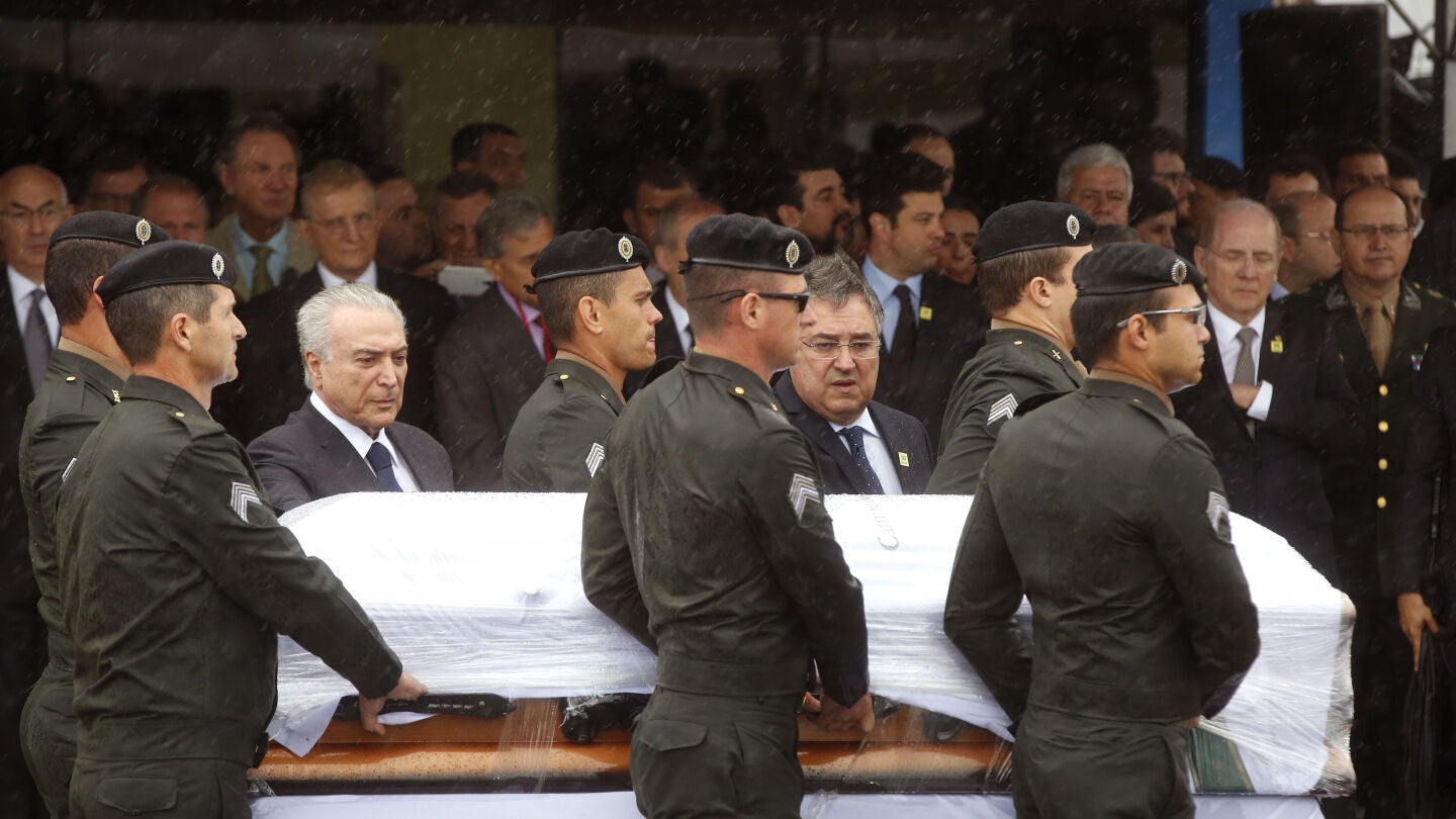 Llegan a Chapec&oacute; los cuerpos de los jugadores fallecidos en el accidente a&eacute;reo