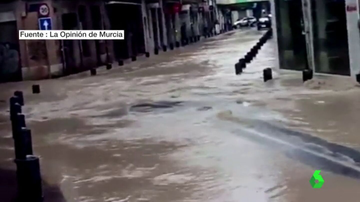 Frame 20.940745 de: murcia