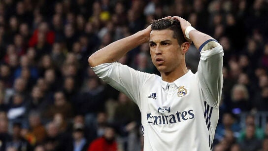Cristiano Ronaldo se lamenta tras una jugada 