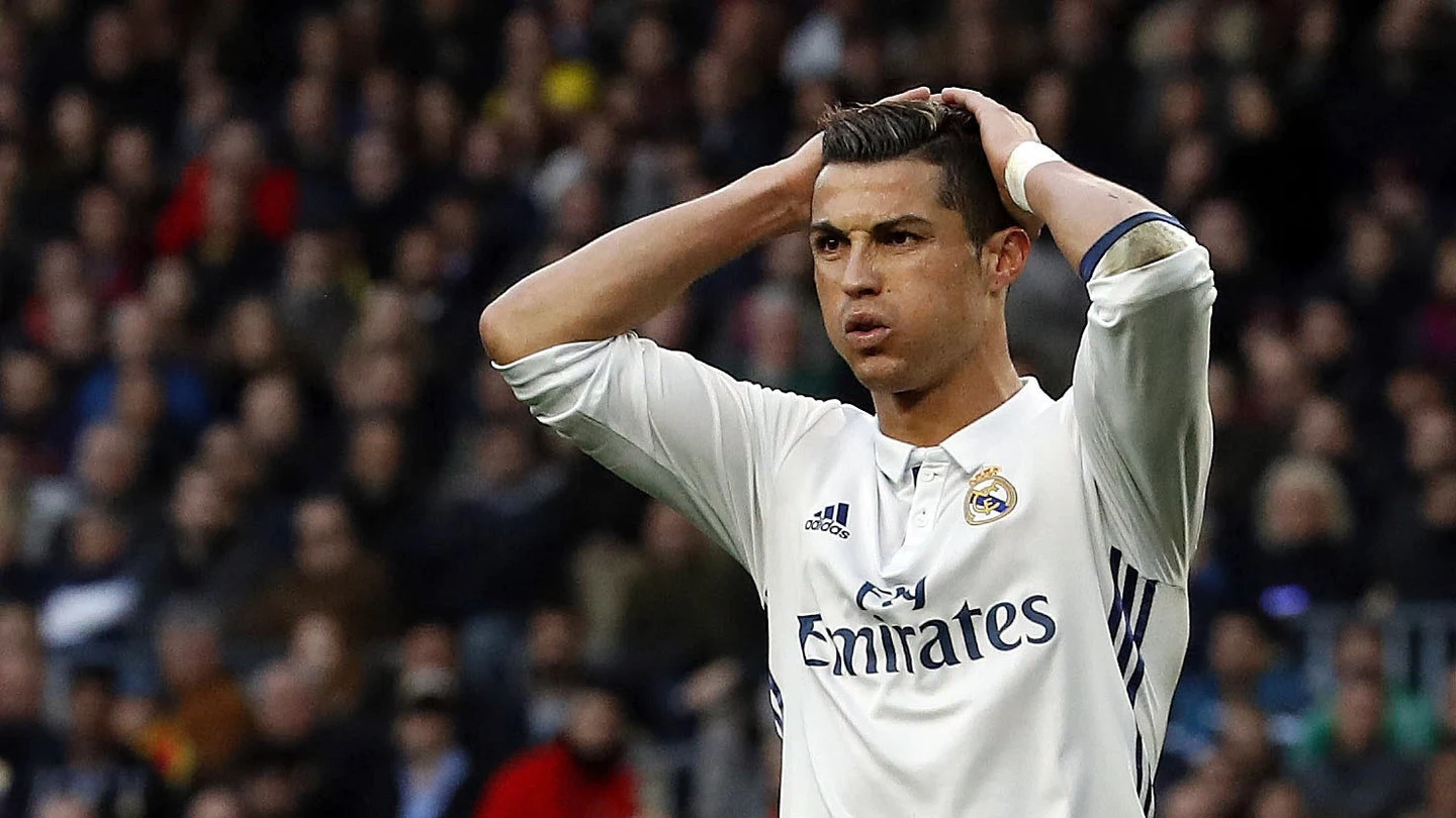 Cristiano Ronaldo se lamenta tras una jugada Cristiano Ronaldo se lamenta tras una jugada