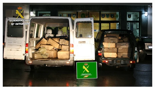 Incautan más de 3.000 kilos de hachís en Algeciras Incautan más de 3.000 kilos de hachís en Algeciras