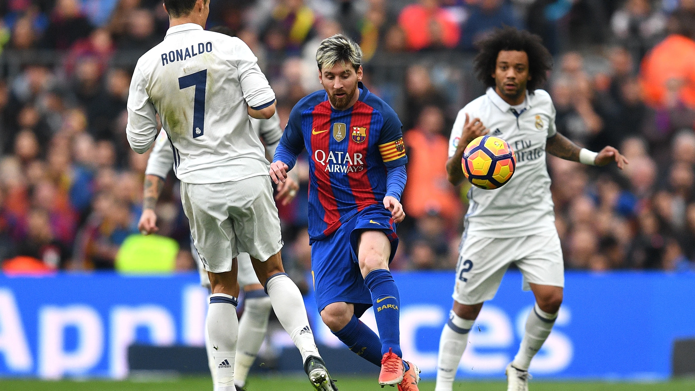 Leo Messi, Marcelo y Cristiano Ronaldo durante El Clásico 