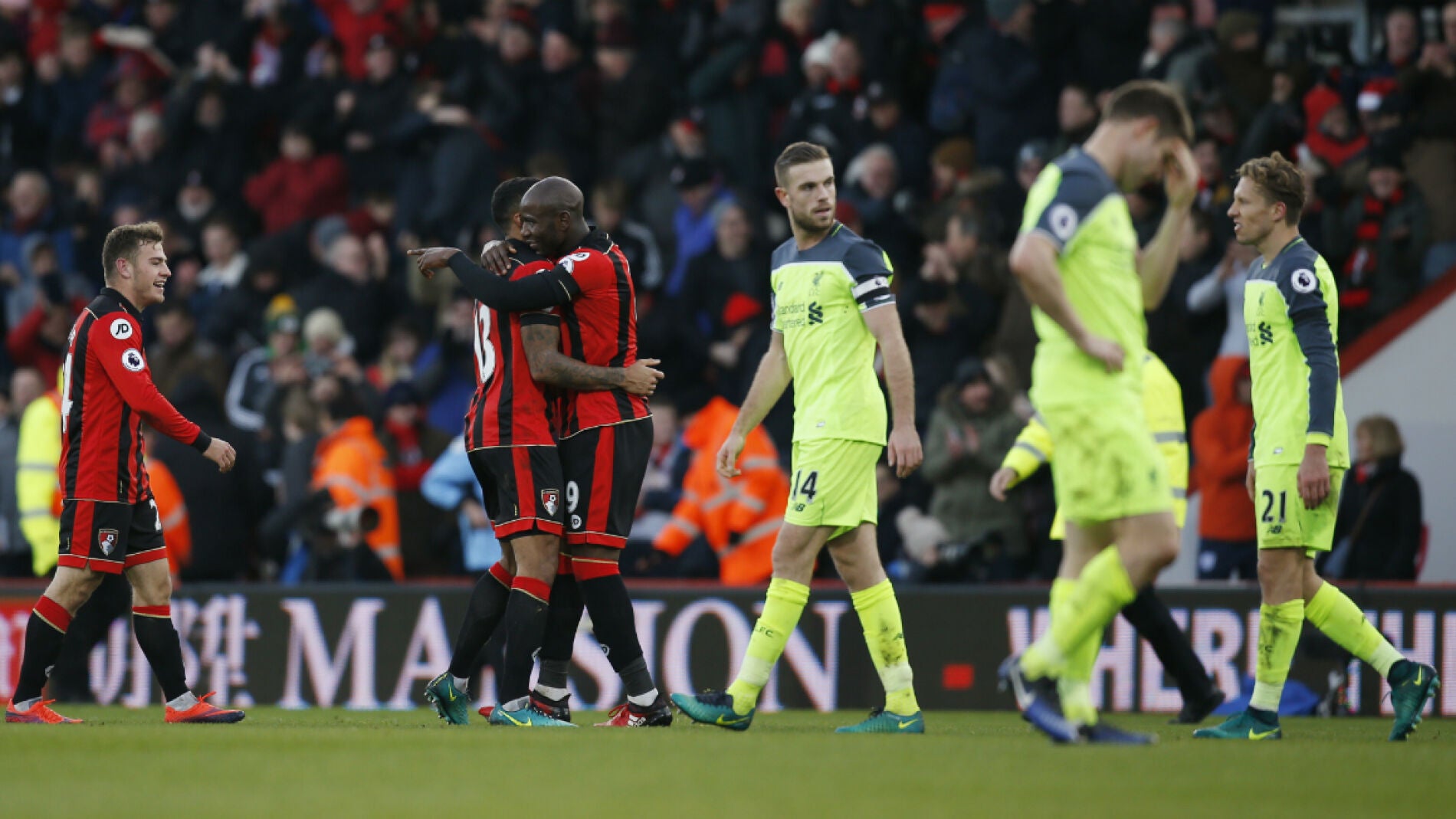 El Bournemouth celebra un gol ante el Liverpool