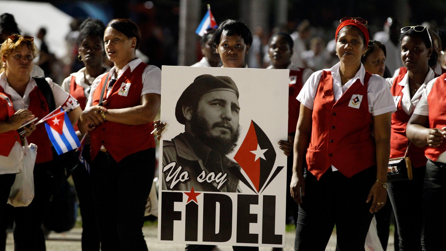 Ceremonia de despedida a Fidel Castro en la Plaza de la Revoluci&oacute;n de Santiago de Cuba (Cuba)