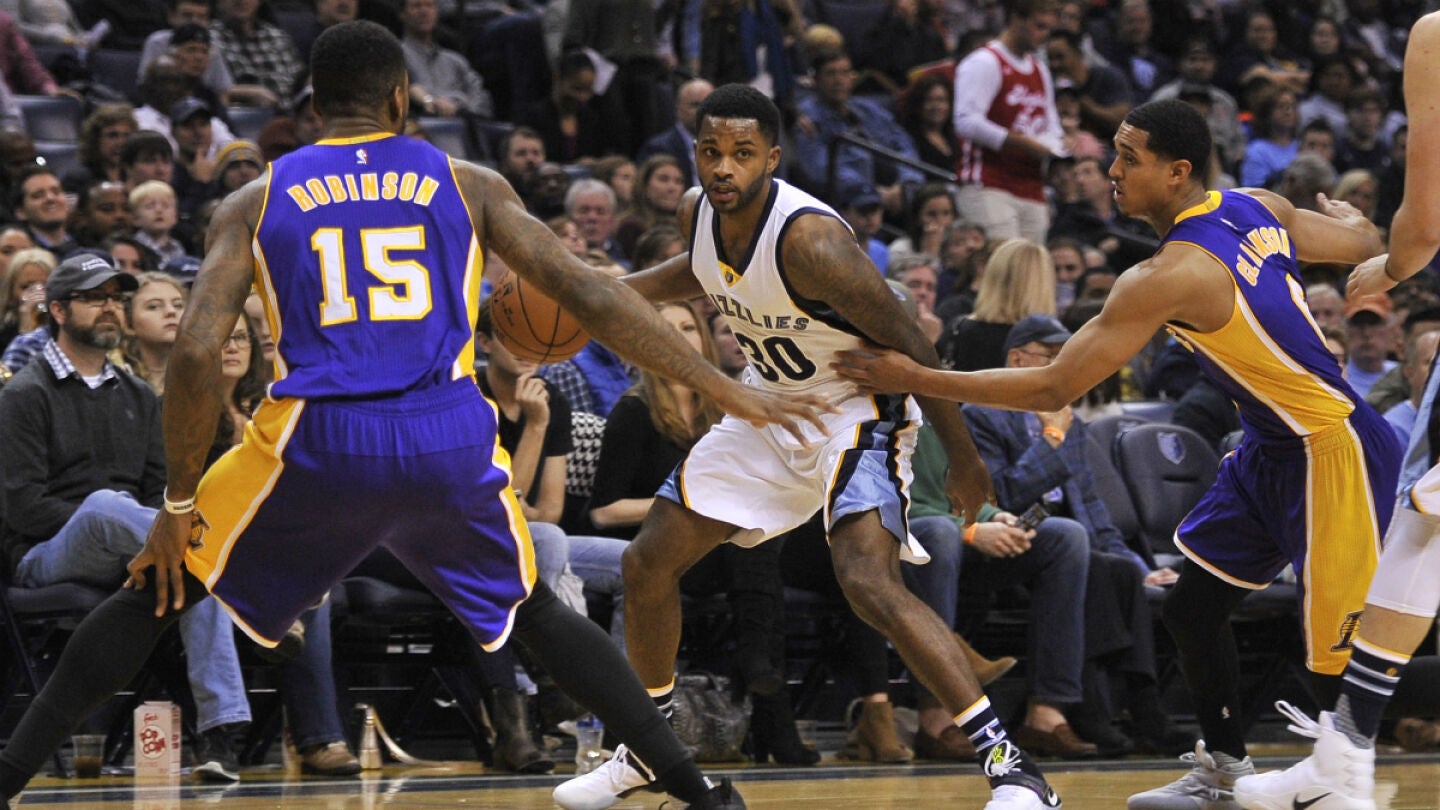 Troy Daniels, ante los Lakers