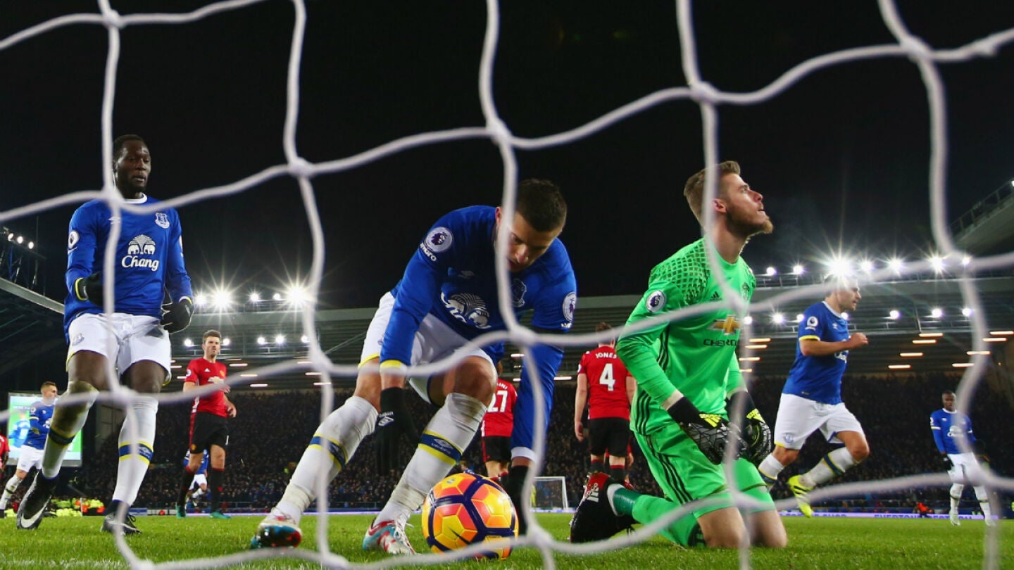 Baines bate a De Gea