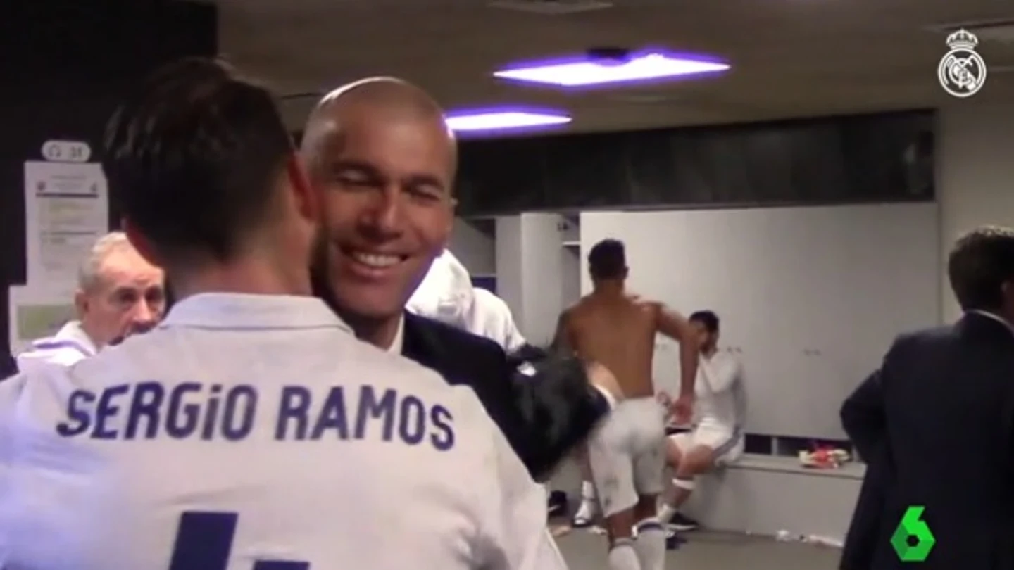 Zidane felicita a Ramos tras el Clásico del Camp Nou Zidane felicita a Ramos tras el Clásico del Camp Nou