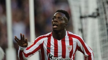 Iñaki Williams celebra un gol en San Mamés