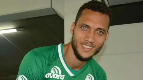 Helio Neto, defensa del Chapecoense Helio Neto, defensa del Chapecoense