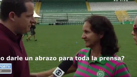 La madre de Danilo, futbolista fallecido del Chapecoense La madre de Danilo, futbolista fallecido del Chapecoense