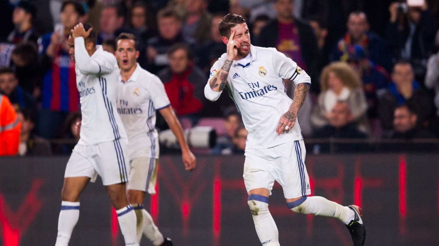 Un movimiento de aficionados cul&eacute;s protesta contra la presencia "masiva" de turistas que apoyaron "sin disimulo" al Madrid en las gradas del Camp Nou