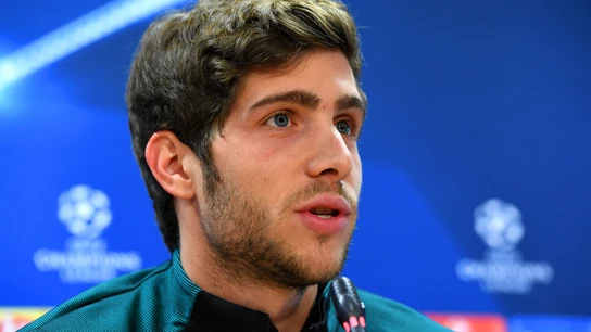 Sergi Roberto, durante la rueda de prensa Sergi Roberto, durante la rueda de prensa