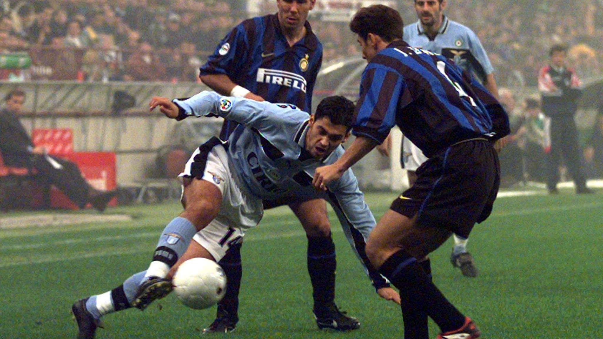 Simeone y Zanetti, durante su época en el Inter de Milán