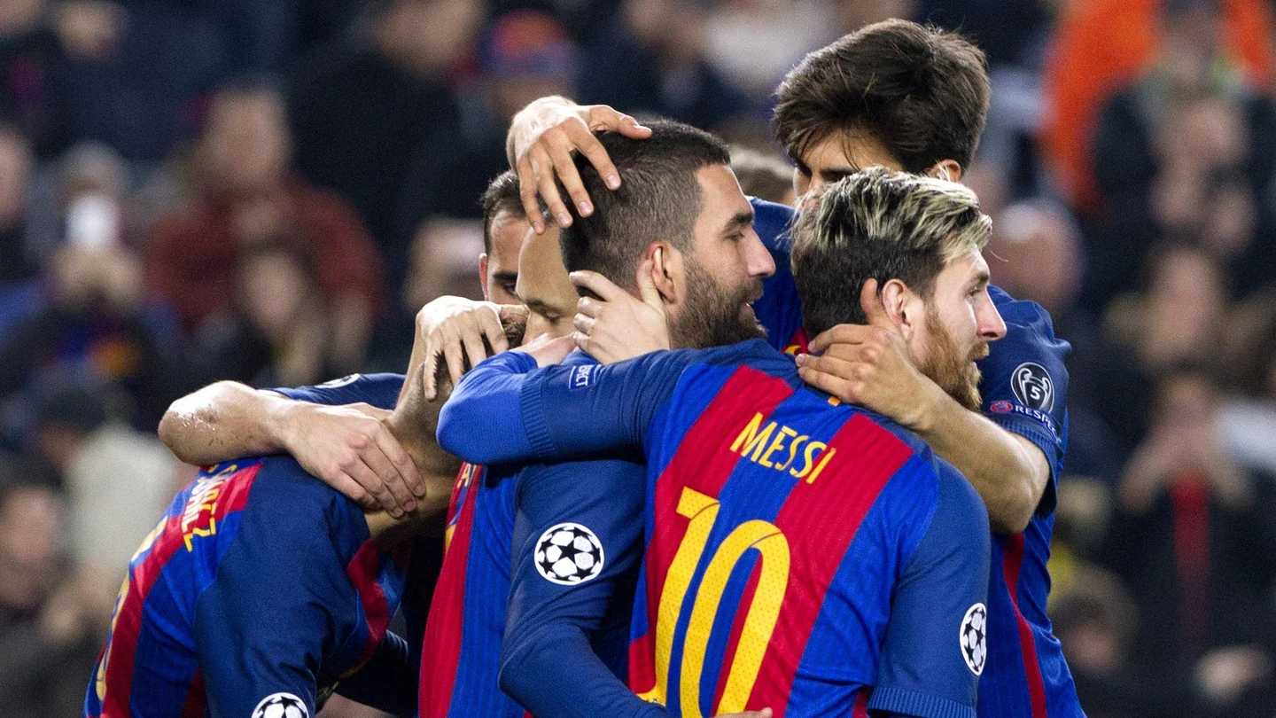 La plantilla del Barça celebrando uno de los goles de Arda Turán La plantilla del Barça celebrando uno de los goles de Arda Turán