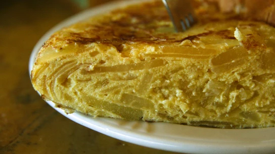 Esta tortilla de patatas es completamente normal Esta tortilla de patatas es completamente normal