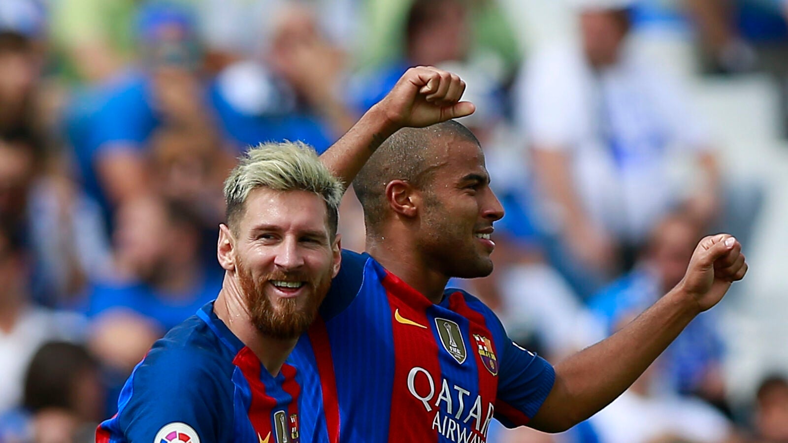 Rafinha junto a Leo Messi