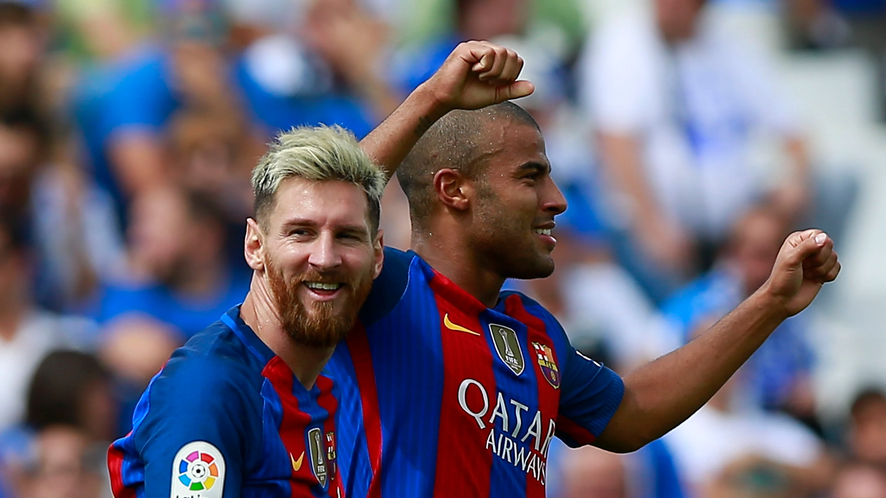 Rafinha junto a Leo Messi