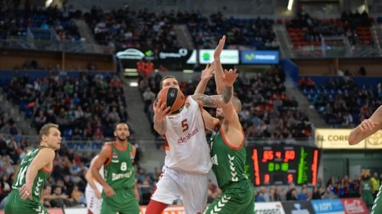 Instantes del partido entre el Unics Kazan y el Baskonia Instantes del partido entre el Unics Kazan y el Baskonia