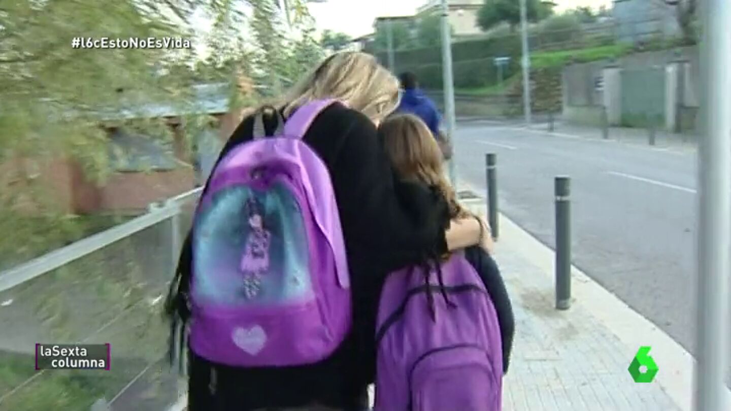 Frame 81.233347 de: Mar&iacute;a tiene jornada intensiva y el mismo horario que su hija: "Poder conciliar familia y trabajo no tiene precio"