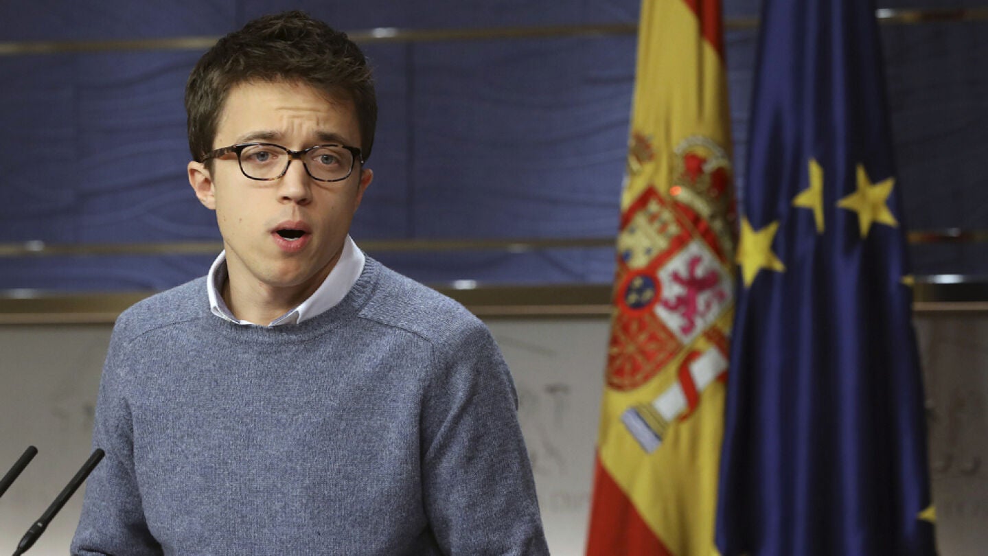 Errej&oacute;n ante los medios