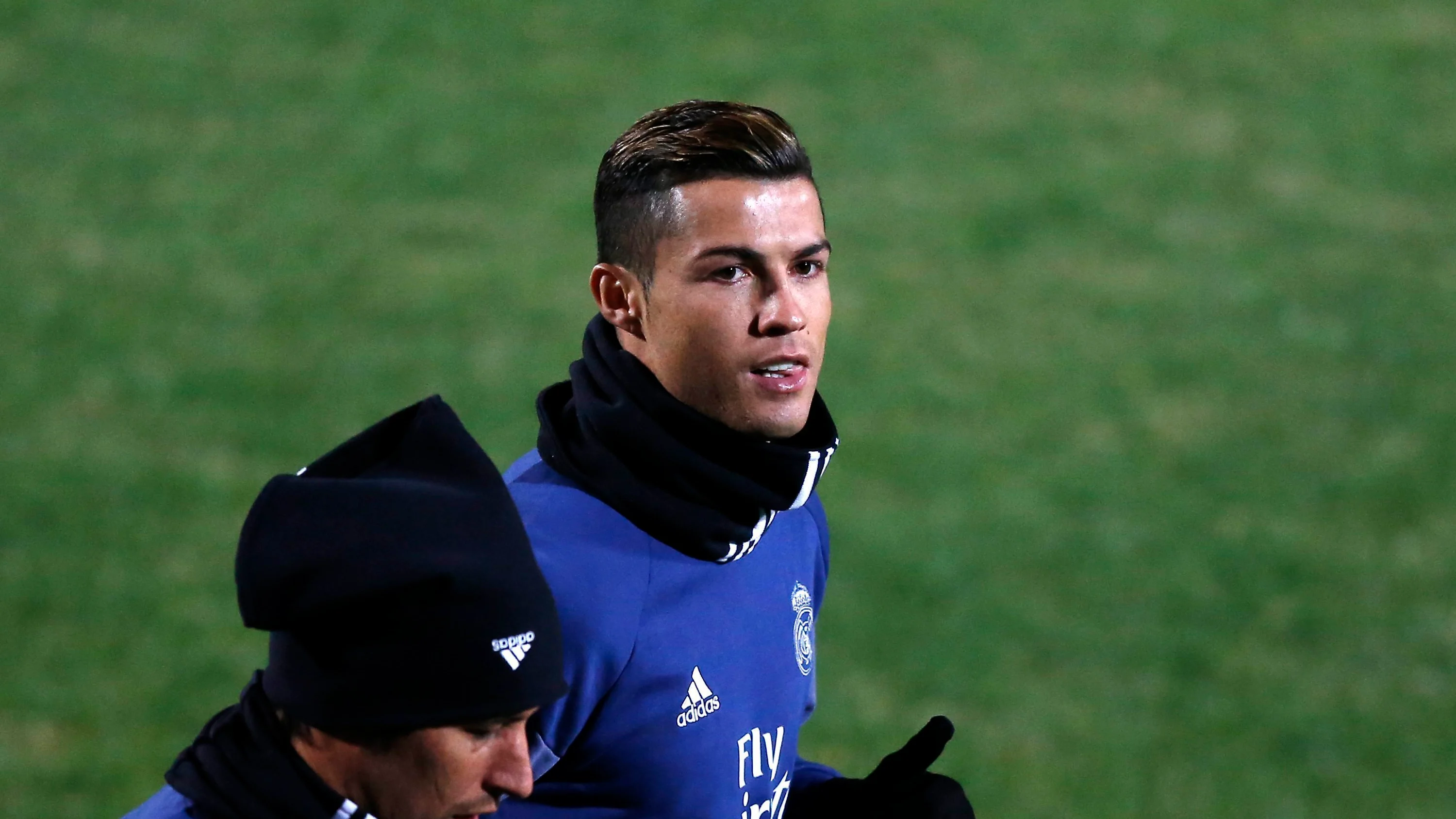 Cristiano Ronaldo, en un entrenamiento en Japón Cristiano Ronaldo, en un entrenamiento en Japón