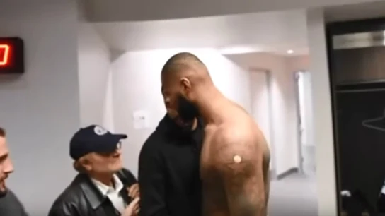 DeMarcus Cousins se encara con un periodista DeMarcus Cousins se encara con un periodista