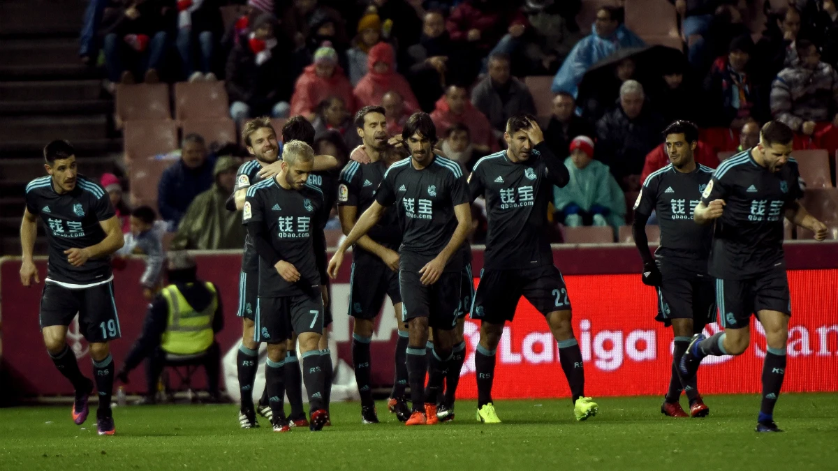 La Real Sociedad celebra un gol