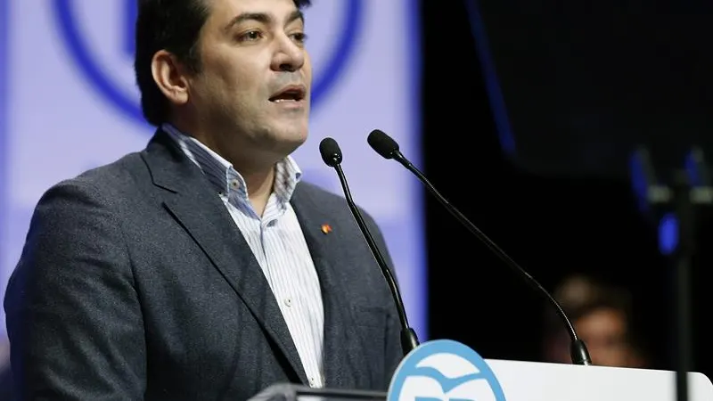 El alcalde de Alcorcón, David Pérez, durante su intervención en un mitin con militantes del PP madrileño. El alcalde de Alcorcón, David Pérez, durante su intervención en un mitin con militantes del PP madrileño.