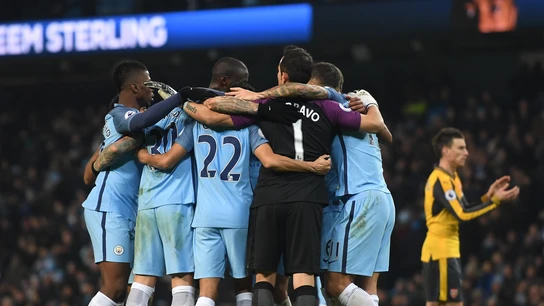 El Manchester City celebrando la victoria después del partido El Manchester City celebrando la victoria después del partido