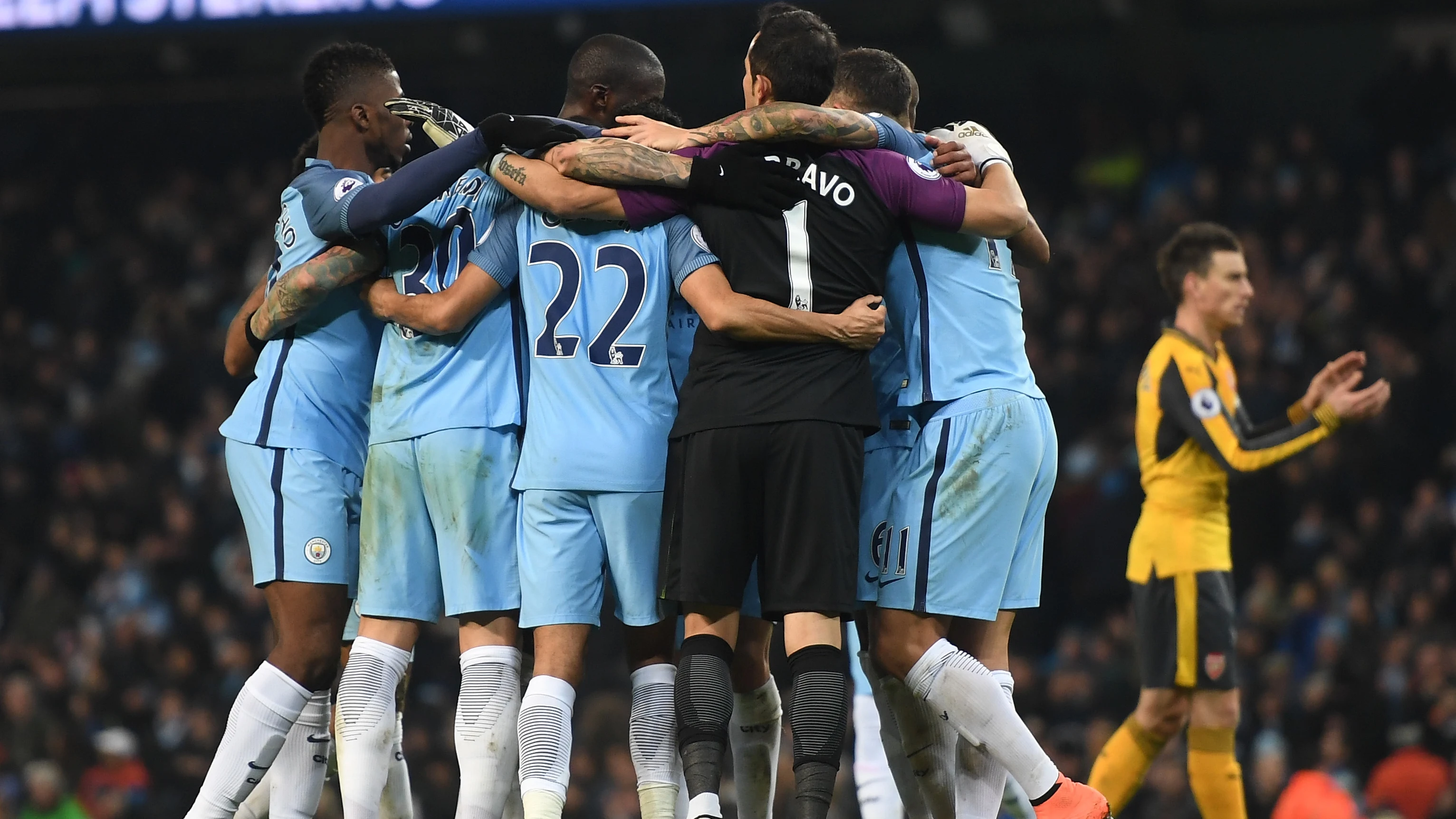 El Manchester City celebrando la victoria después del partido