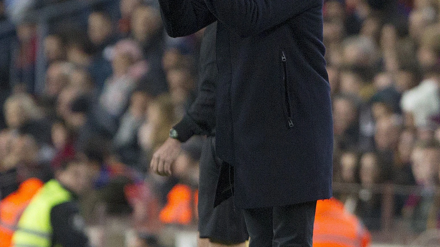 Luis Enrique, en la banda del Camp Nou