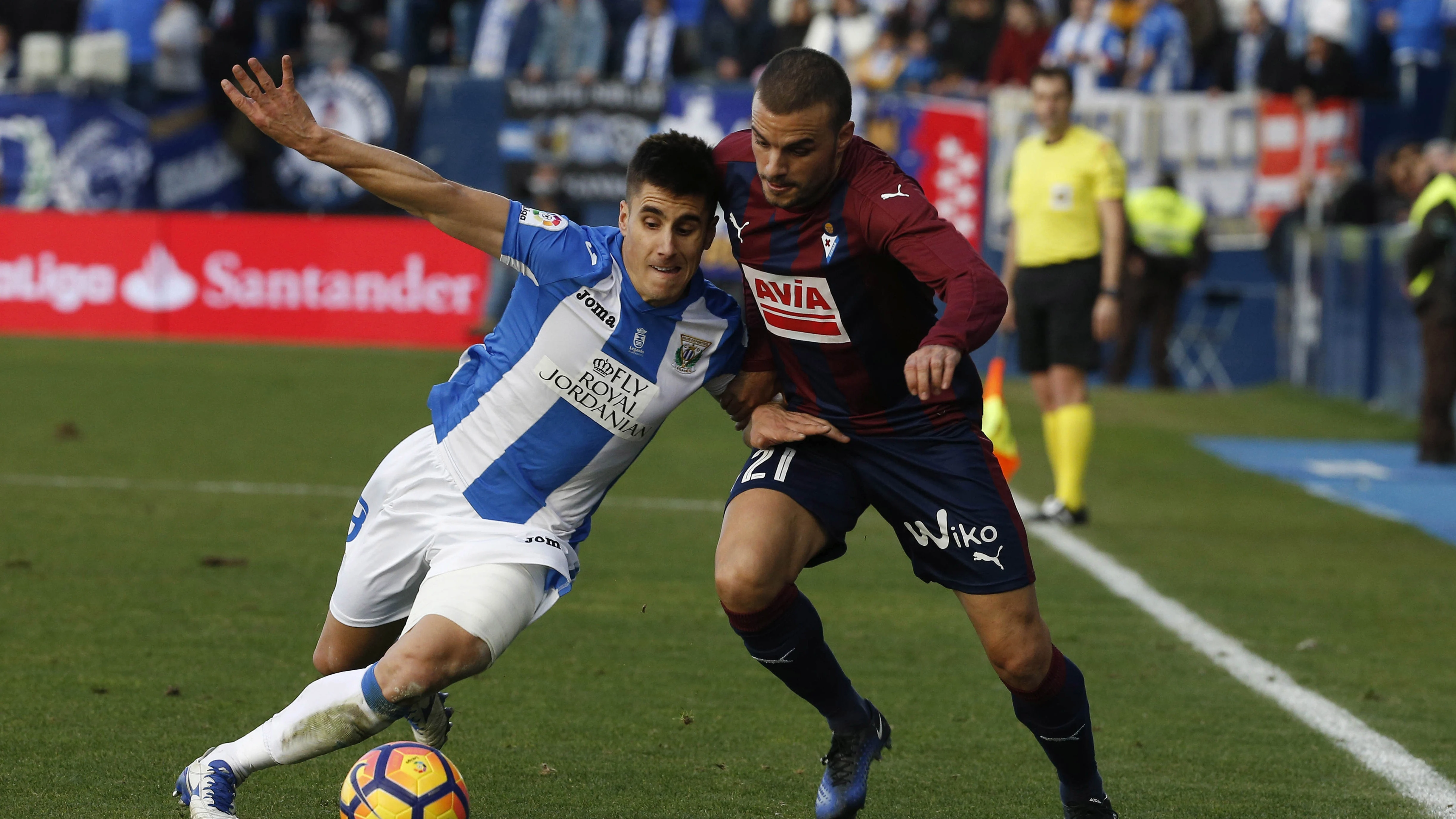 Unai Bustinza disputa ante Pedro León 