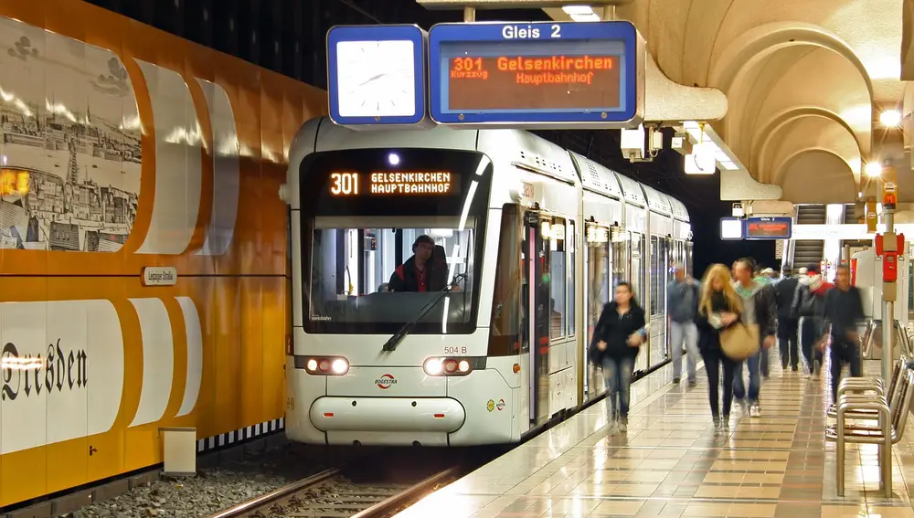 El metro, transporte público utilizado por ambos estratos sociales