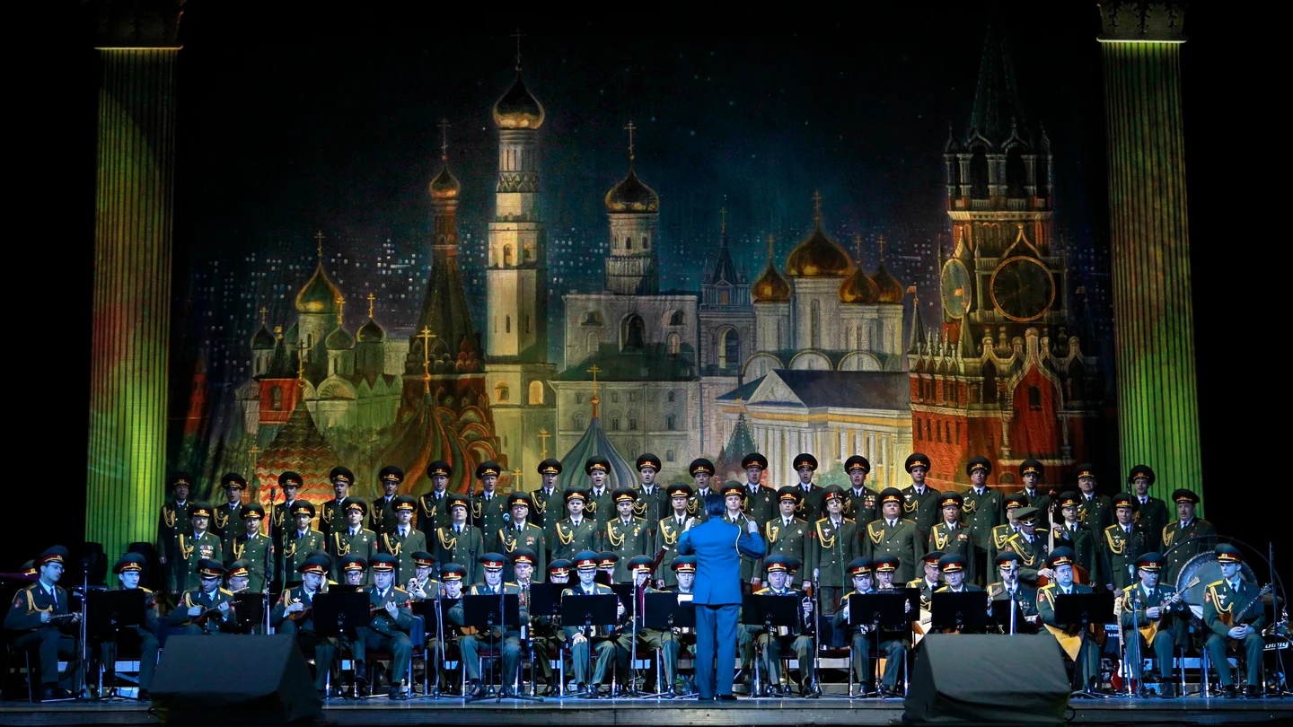 Imagen de archivo que muestra al Coro del Ejército ruso Alexandrov Ensemble durante un concierto en Moscú, Rusia Imagen de archivo que muestra al Coro del Ejército ruso Alexandrov Ensemble durante un concierto en Moscú, Rusia