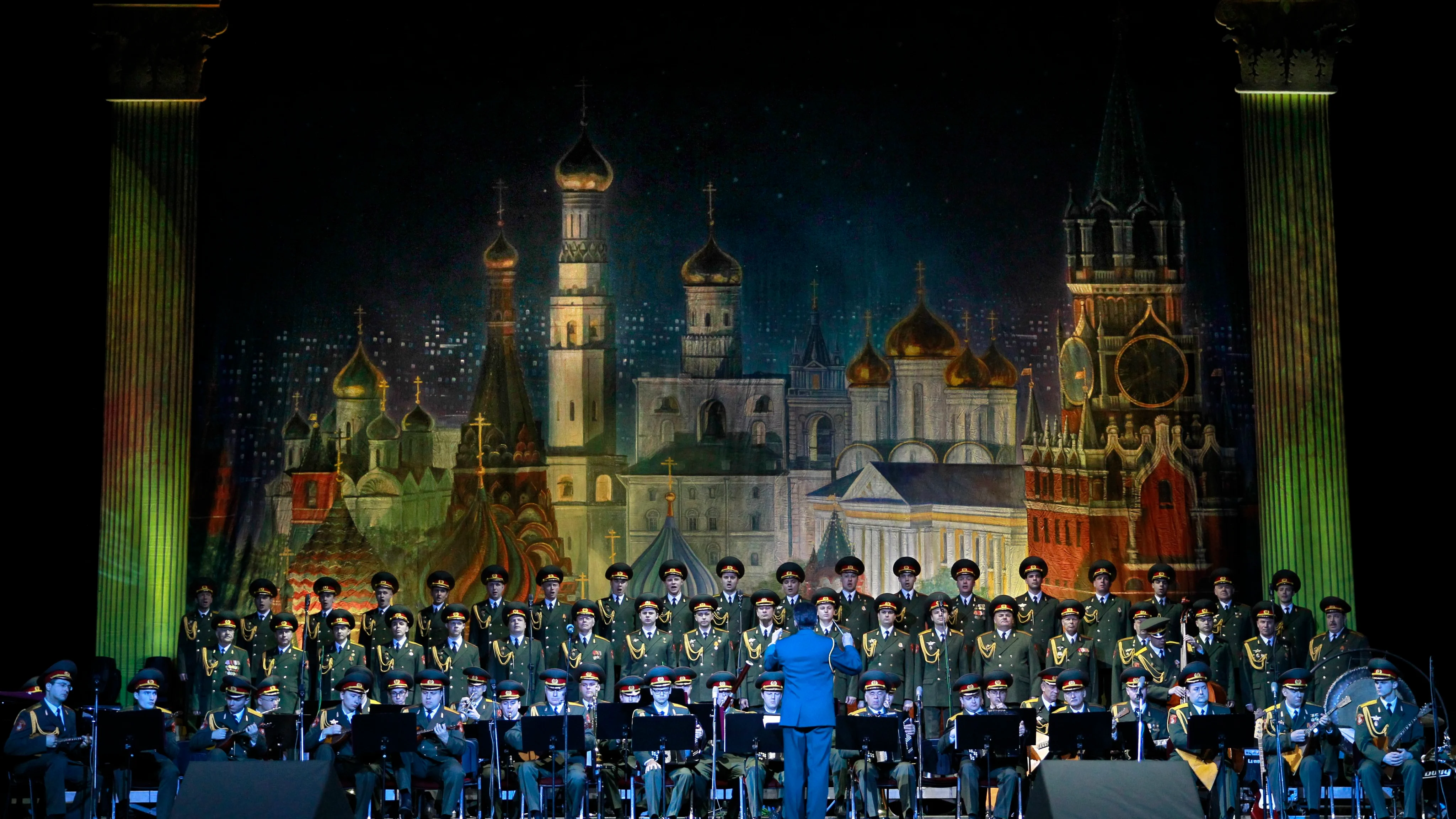 Imagen de archivo que muestra al Coro del Ejército ruso Alexandrov Ensemble durante un concierto en Moscú, Rusia