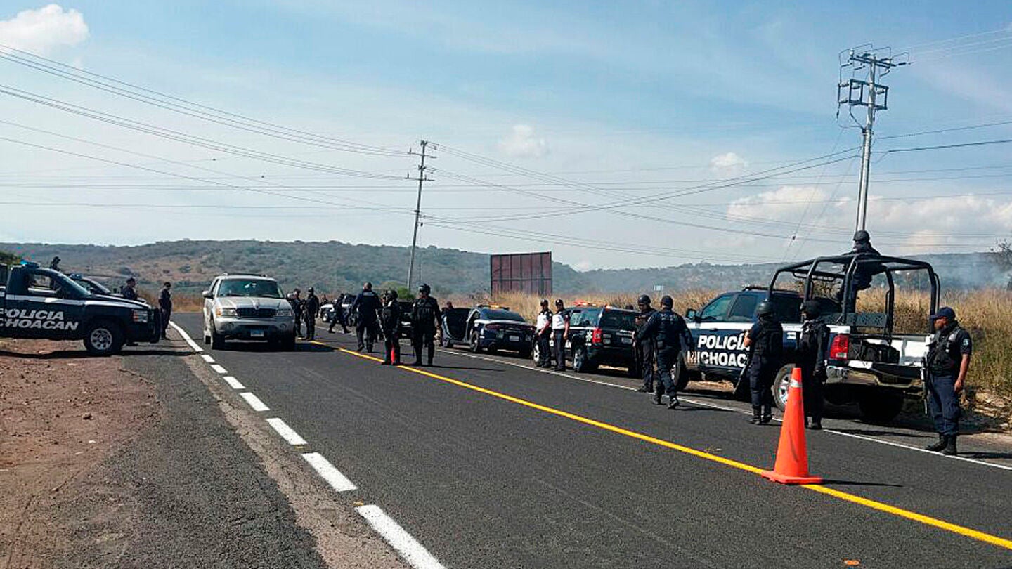 La Polic&iacute;a de Michoac&aacute;n acordona la zona donde fueron halladas las cabezas