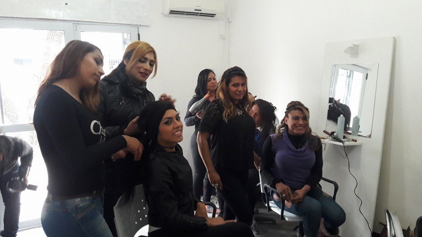 La peluquer&iacute;a cooperativa Las Charapas, gestionada por trans y travestis