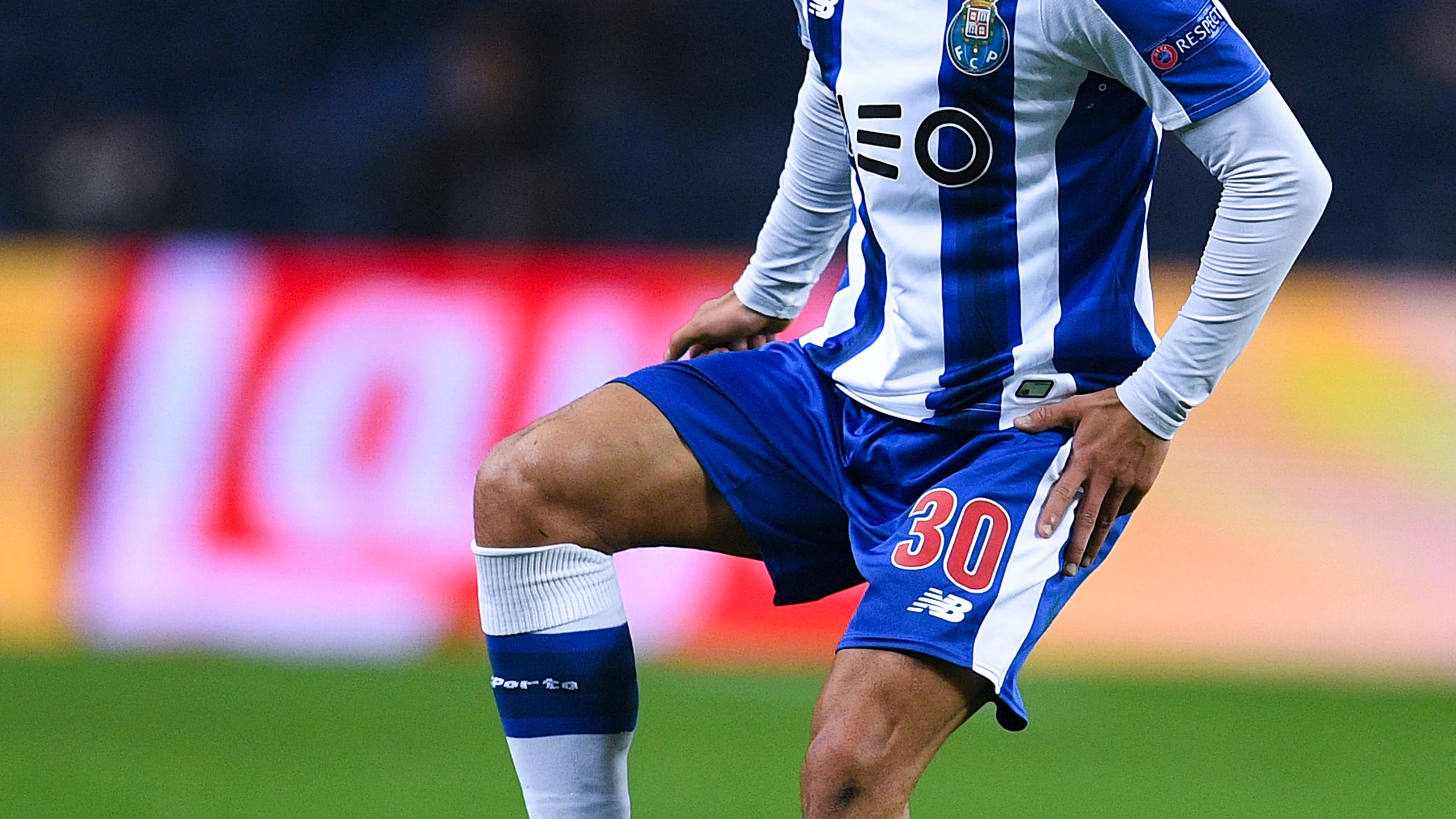 Óliver Torres, en un partido con el Oporto