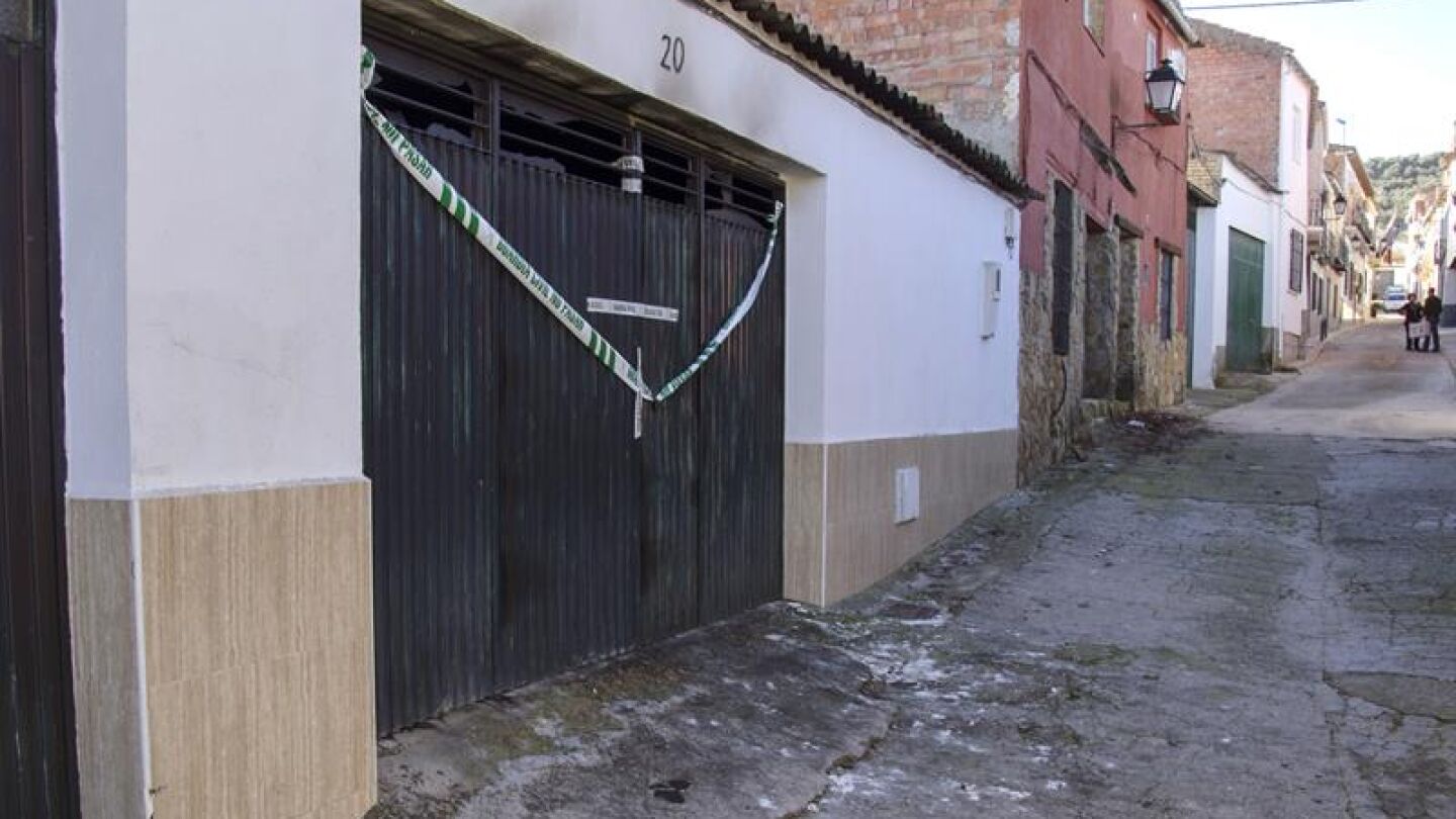 La cochera donde fallecieron los tres temporeros de la aceituna en Jaen