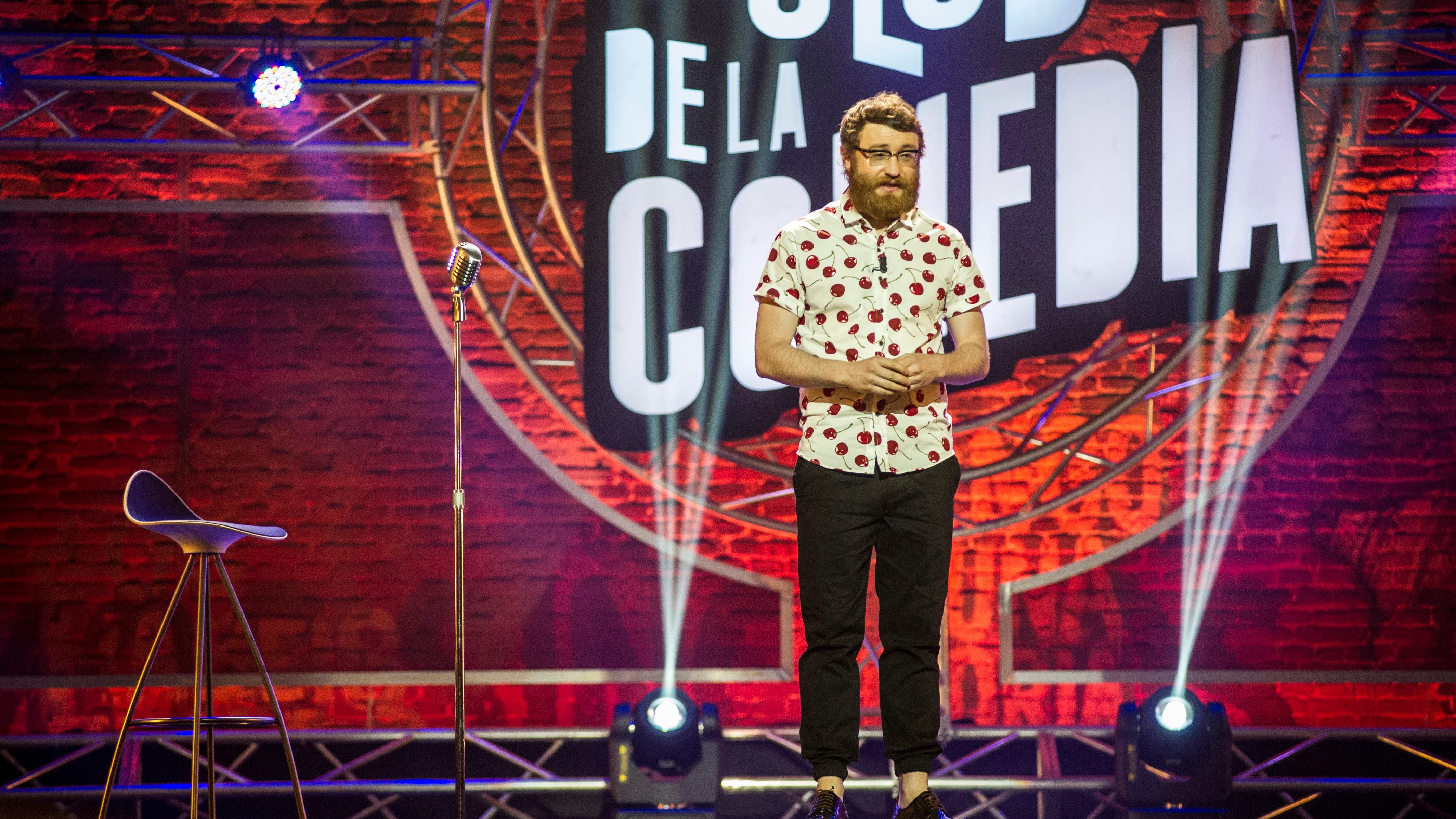 Manuel Burque en El Club de la Comedia