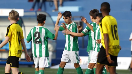 Los jugadores del Betis celebran un gol en LaLiga Promises Los jugadores del Betis celebran un gol en LaLiga Promises